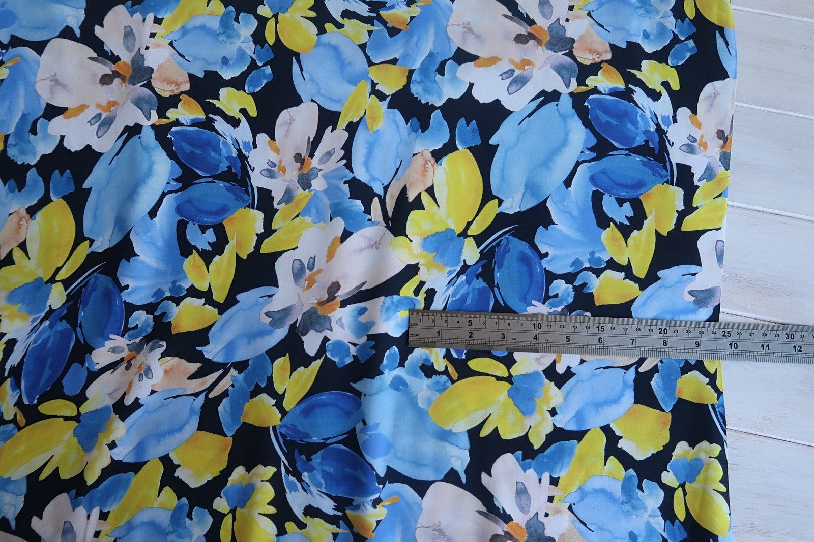 Remnant 2.3m | Blooms In The Sunshine - Viscose - Image 5